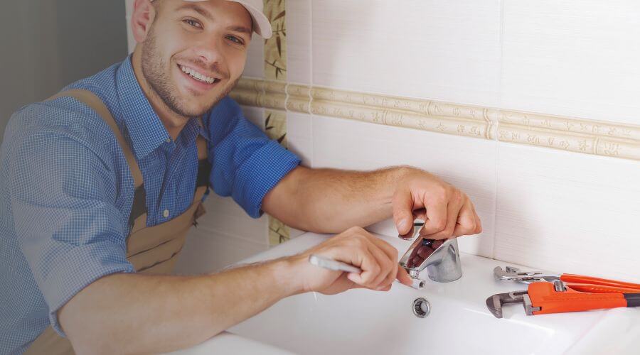 Faucet cartridge replacement in Newark, IL